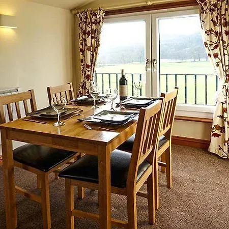 Esthwaite Muse *